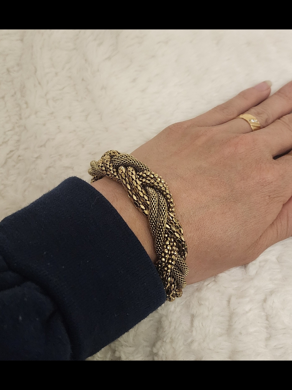 Vintage Gold Tone Multi Strand Braided Mesh Magnetic Clasp Bracelet 8"